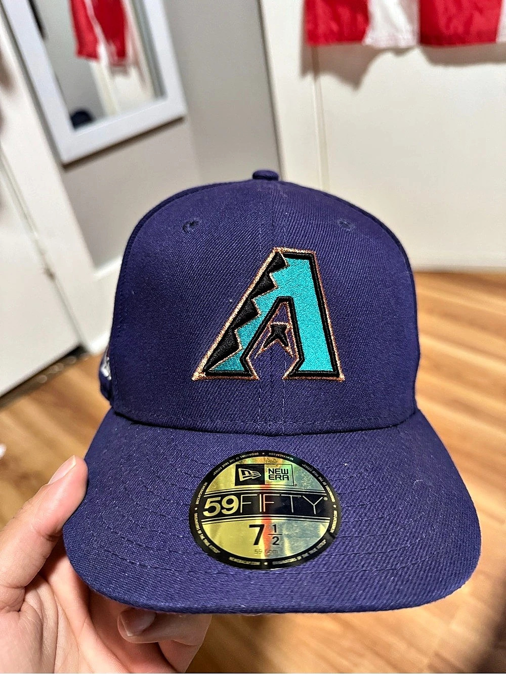 New Era Arizona Diamondbacks 2001 World Series New Era 59FIFTY Fitted Hat SIZE 7